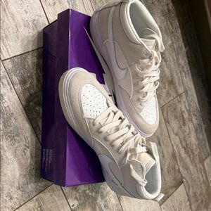 Nike SB React Leo Off-White Sneakers